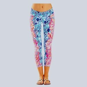 EEUC Lilly Pulitzer Luxletic Weekender Cropped Leggings Kaleidoscope MEDIUM